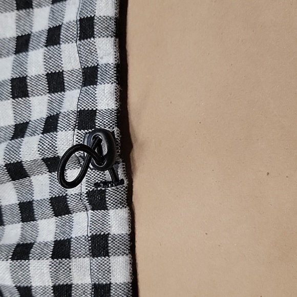 Forever 21 Size L Black & White Checker Pullover, Long Sleeve, Drawstring Waist - Picture 9 of 11